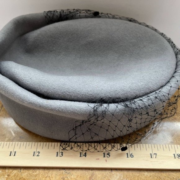 Vintage Lancaster Women's Gray Wool Counter Fit By Frank Olive Hat w/ Black Lace - Picture 6 of 12